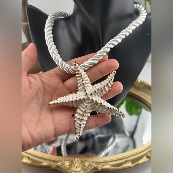 Zara Starfish Pendant Rope Necklace – Bold Statement Beach-Inspired Jewelry - Picture 6 of 10